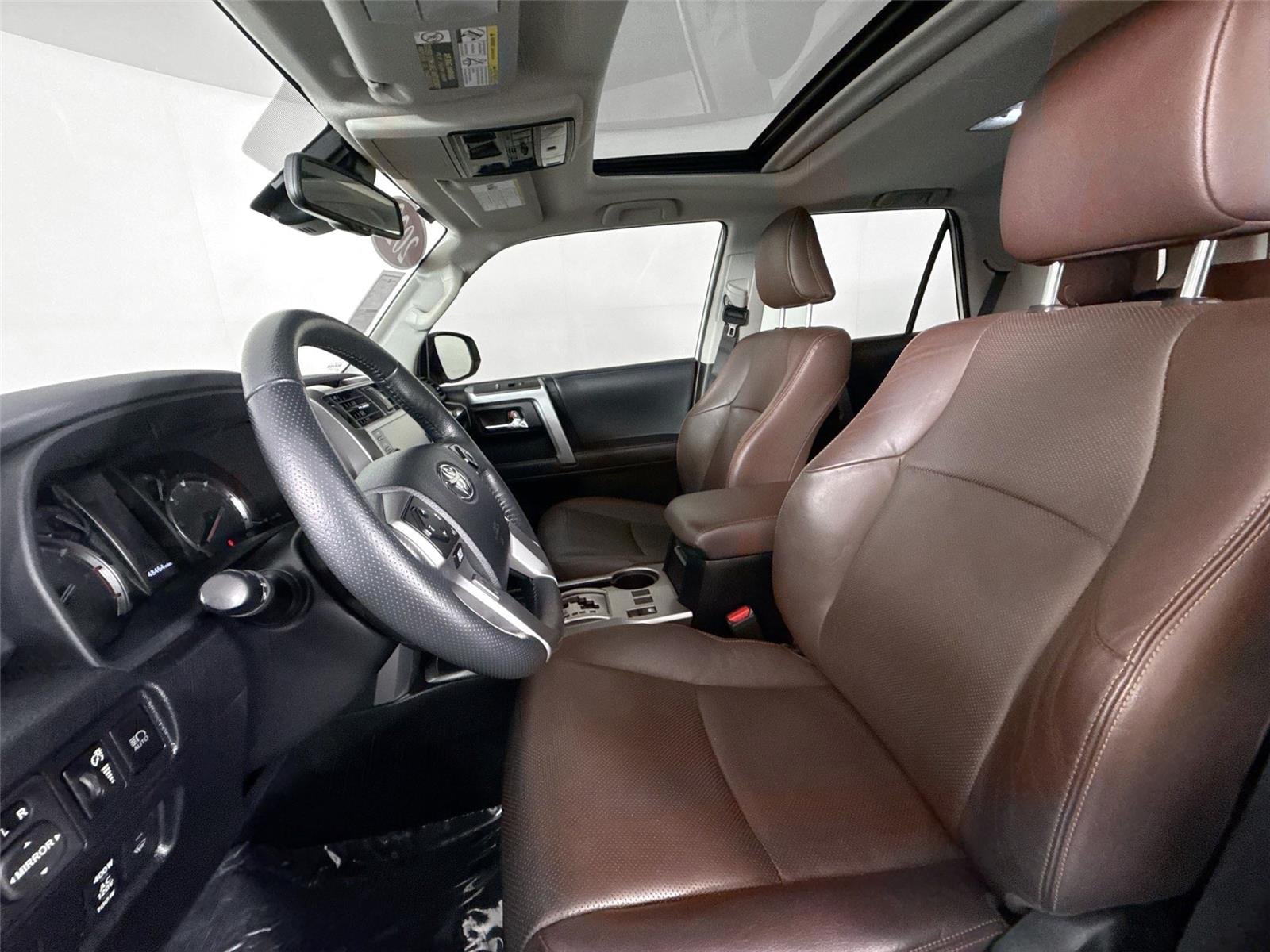 Certified Used 2023 Blizzard Pearl Toyota Limited image 3