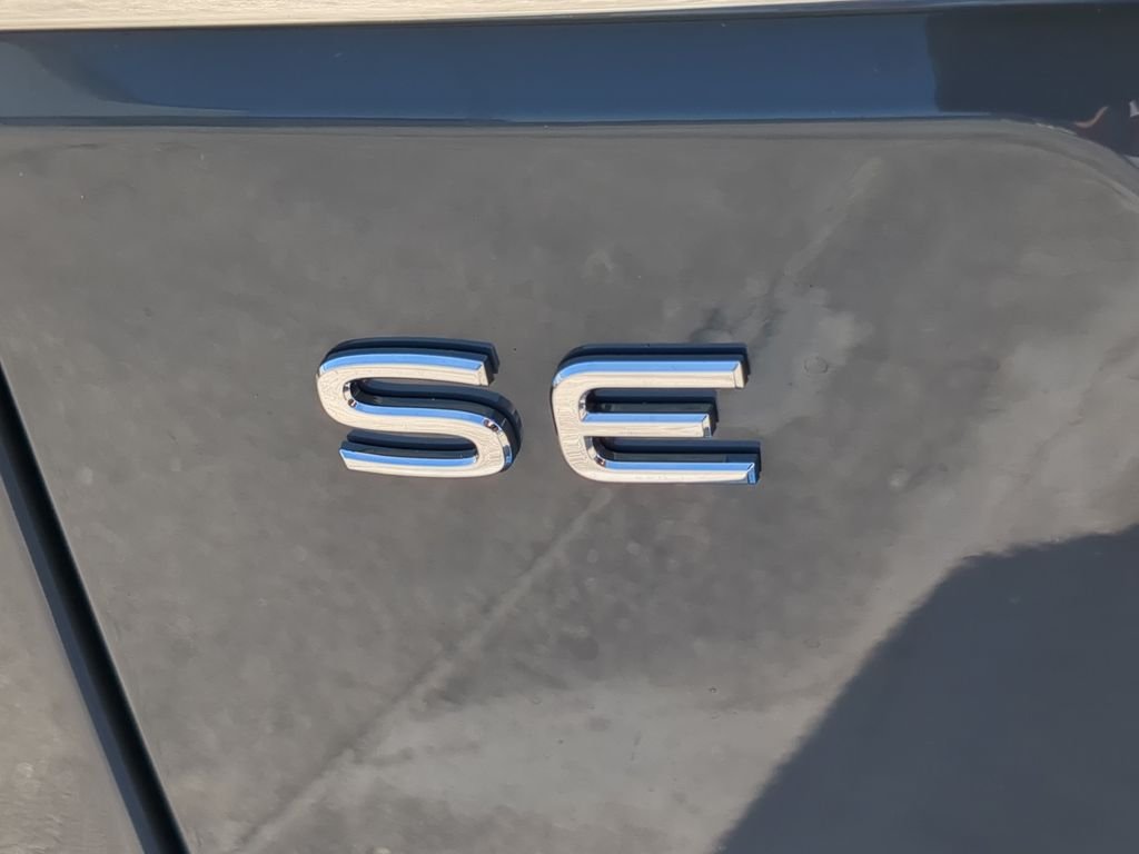 New 2026 Gray Volkswagen SE w/Technology image 10