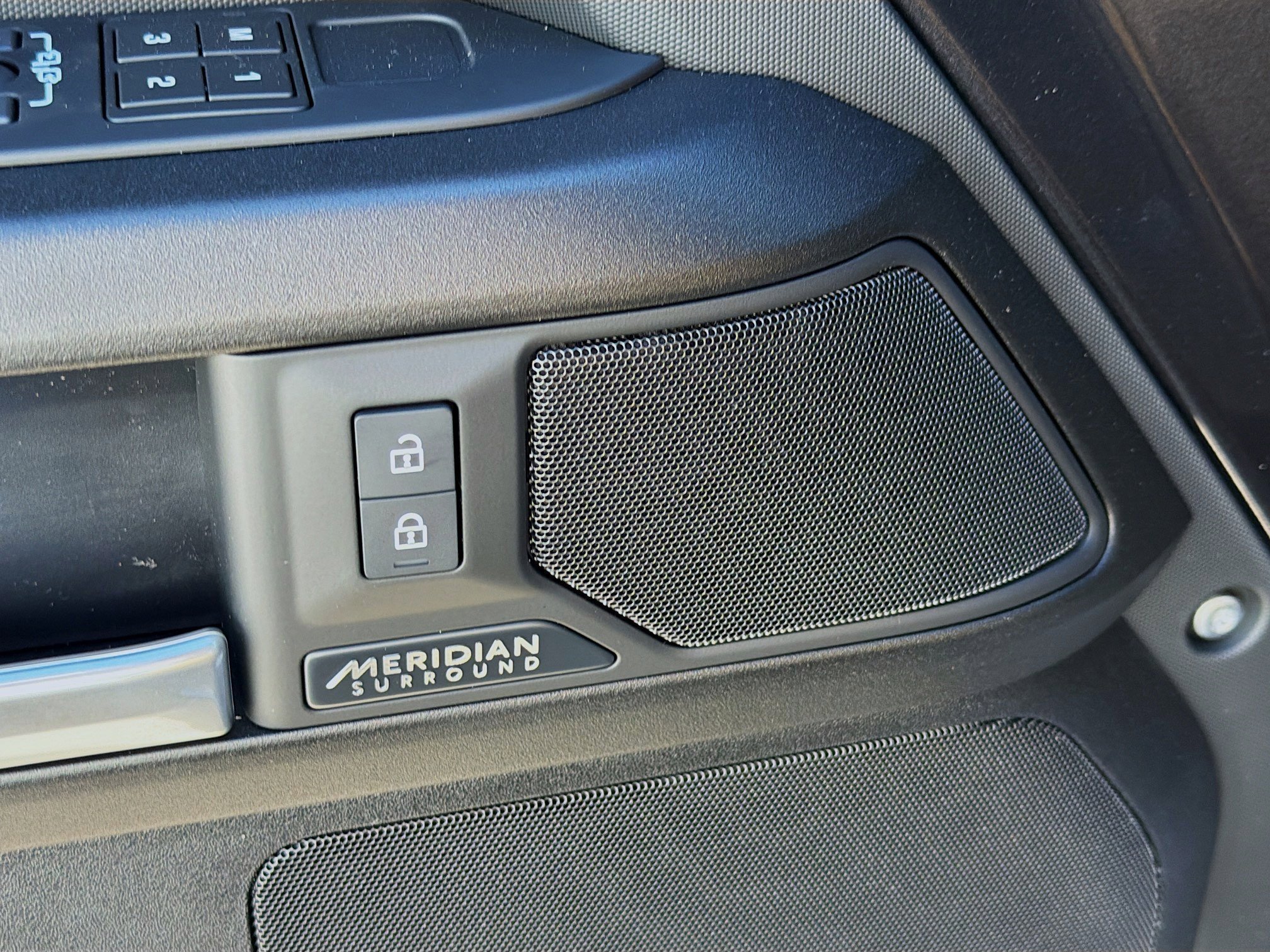New 2026 Carpathian Grey LAND ROVER V8 image 22