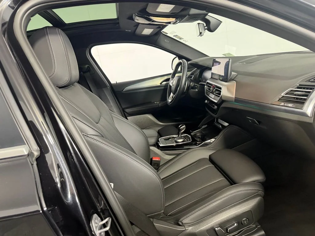 Certified Used 2025 Black BMW xDrive30i image 32