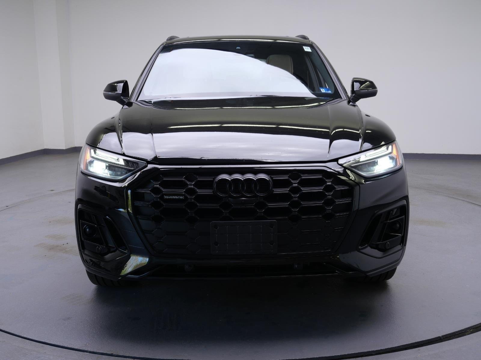 Used 2025 Mythos Black Metallic Audi S line Premium Plus image 2