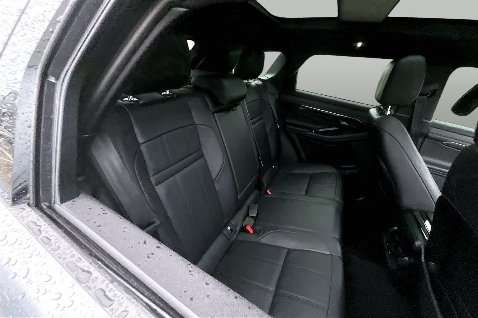 Used 2021 Eiger Grey Metallic Land Rover R-Dynamic HSE image 19