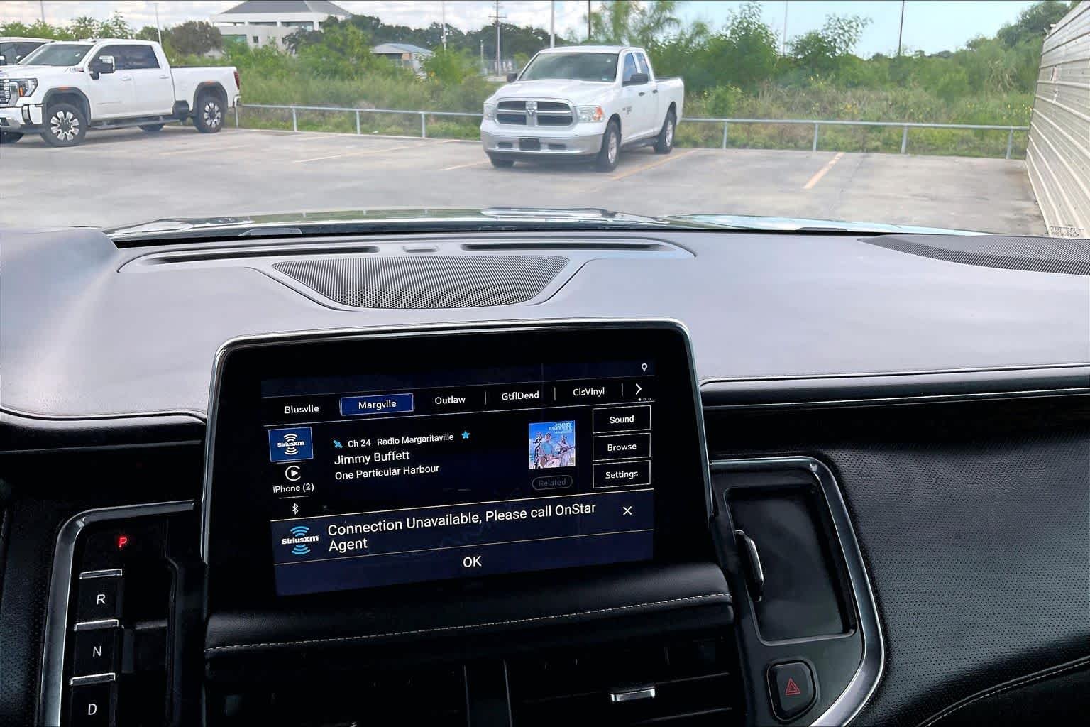 Used 2024 Ebony Twilight Metallic GMC SLE image 36
