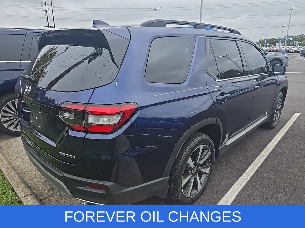Used 2024  Honda Touring image 4