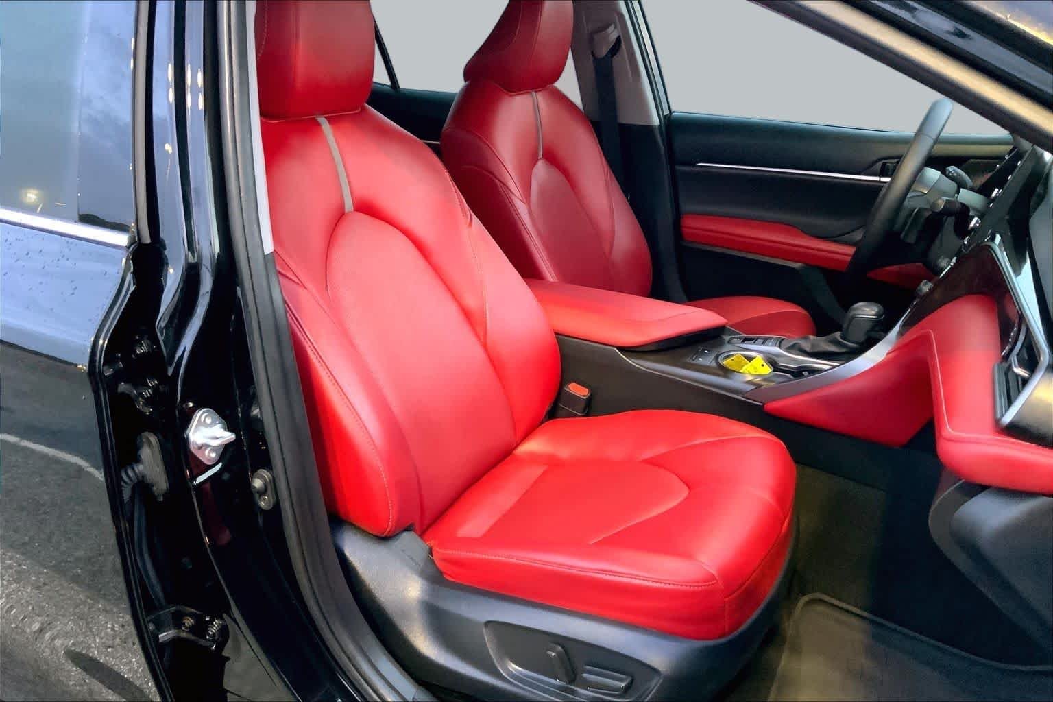 Used 2022 Midnight Black Metallic Toyota XSE image 8