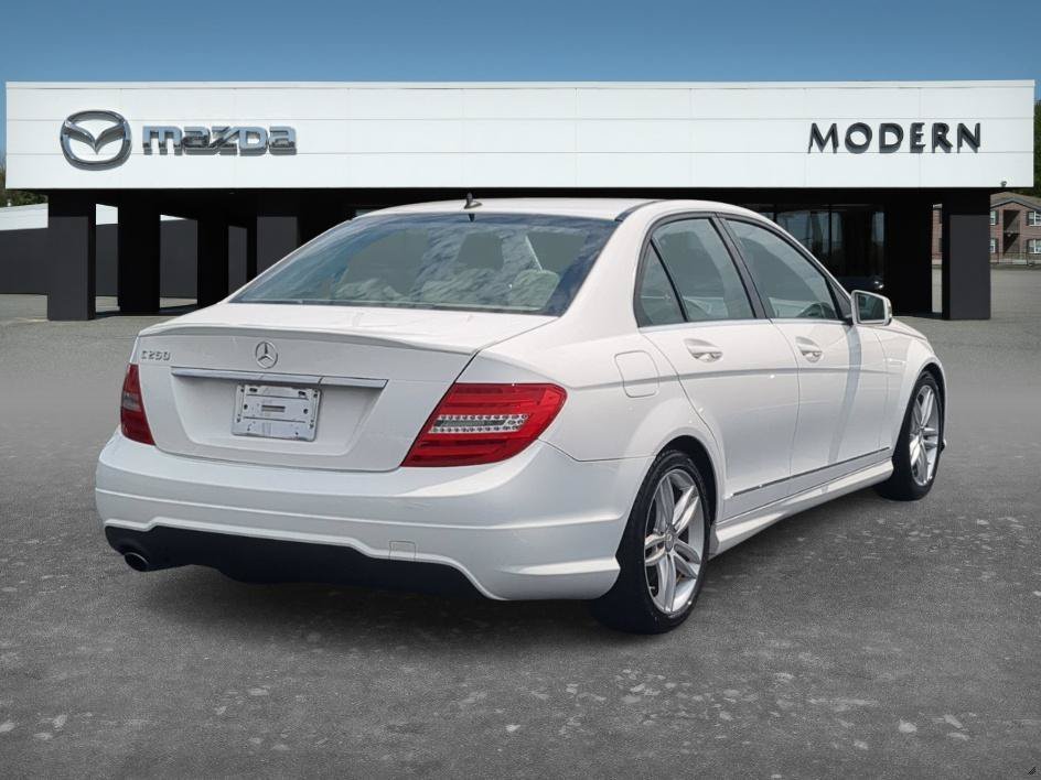 Used 2014 Diamond White Metallic Mercedes-Benz C 250 image 4