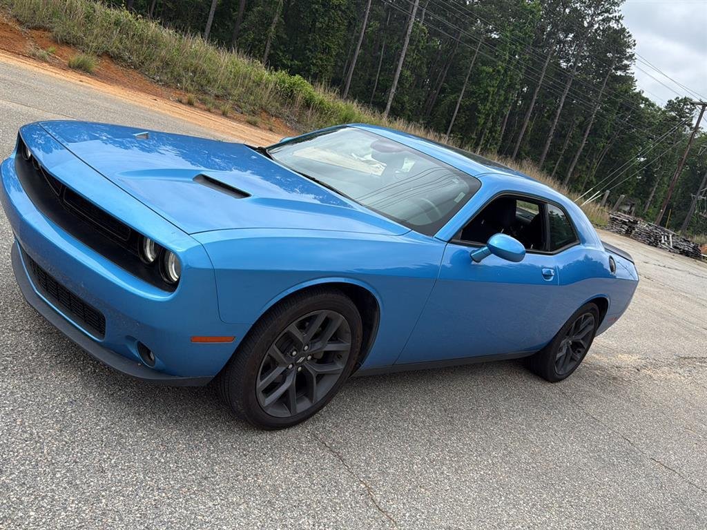 Used 2019 Indigo Blue Dodge SXT image 5
