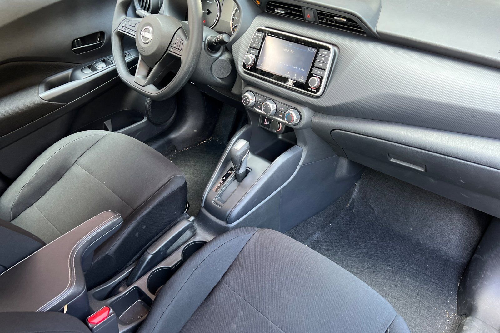 2025 Nissan KICKS PLAY Base - Photo 21