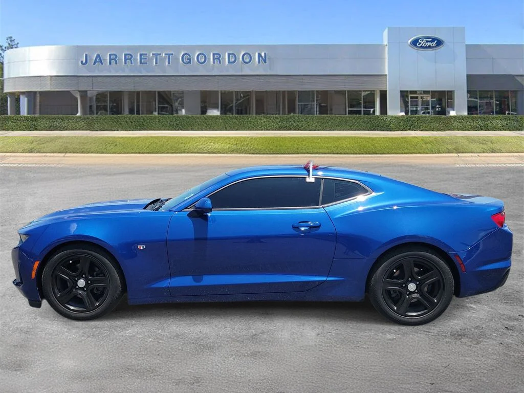 Certified Used 2023 Blue Chevrolet 1LT image 3
