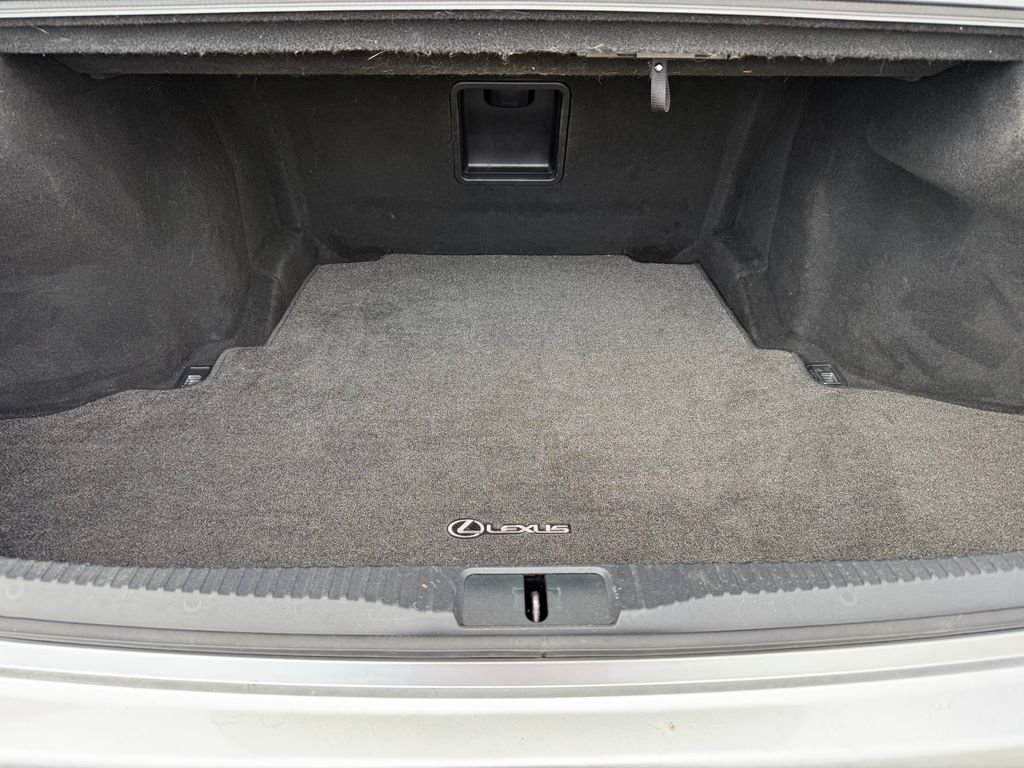 Used 2014 Silver Lexus 350 image 12