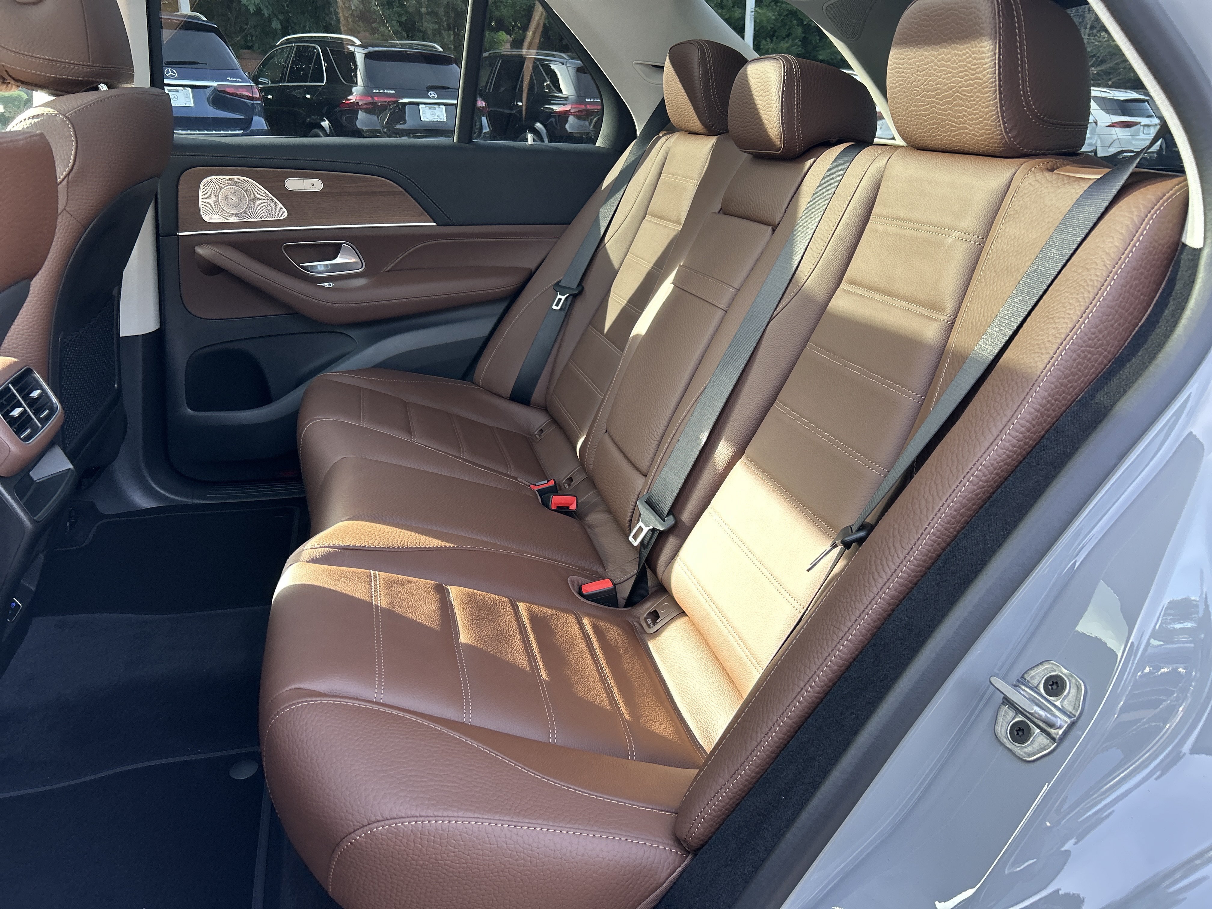New 2026 MANUFAKTUR Alpine Grey Mercedes-Benz GLE 450 4MATIC® SUV image 35