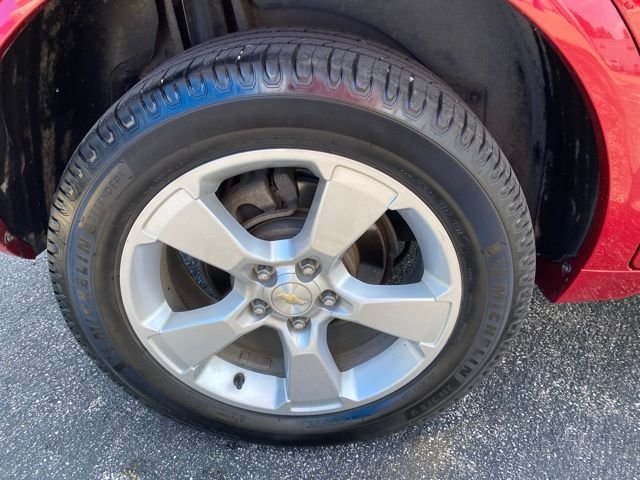 Used 2015 Red Chevrolet LT image 12
