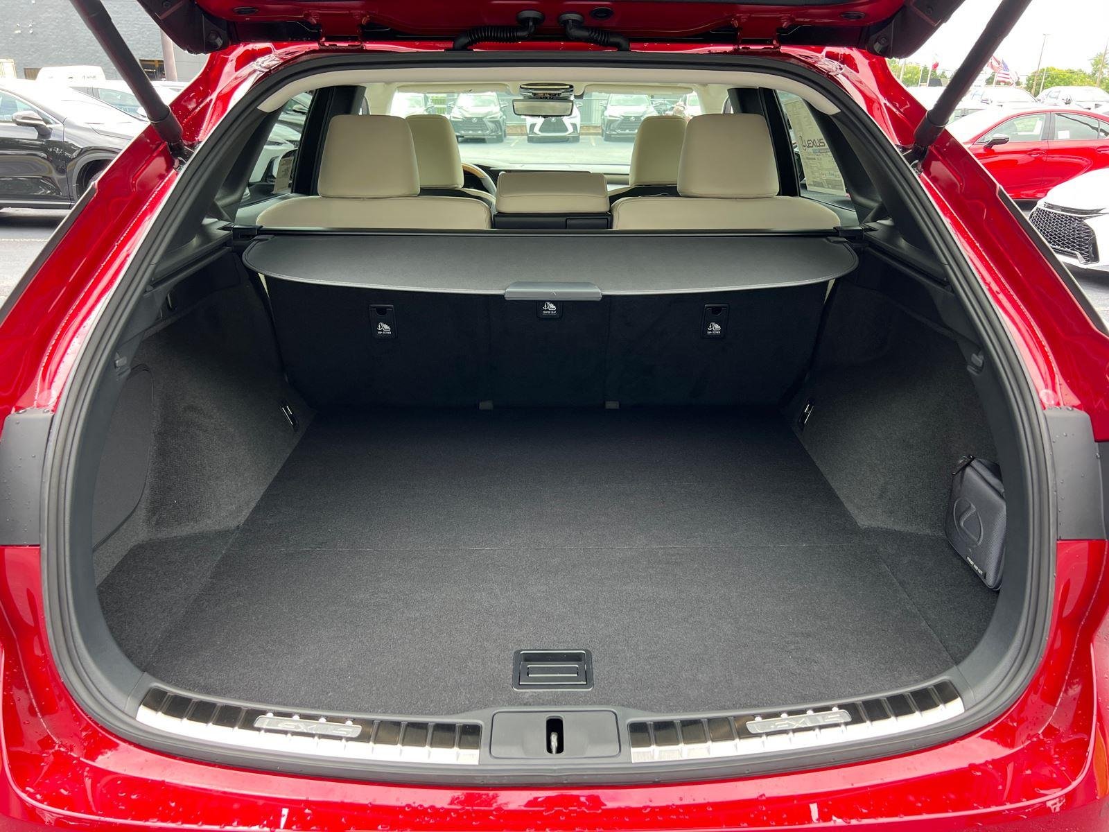 New 2026 Matador Red Mica Lexus PREMIUM PLUS image 12