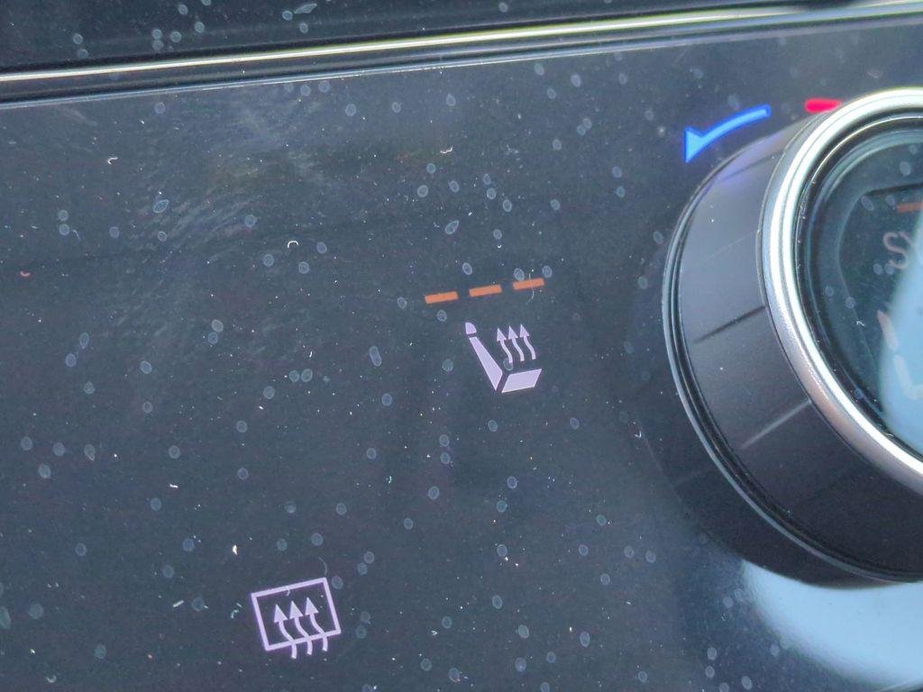 New 2026 White Hyundai SEL AWD image 27