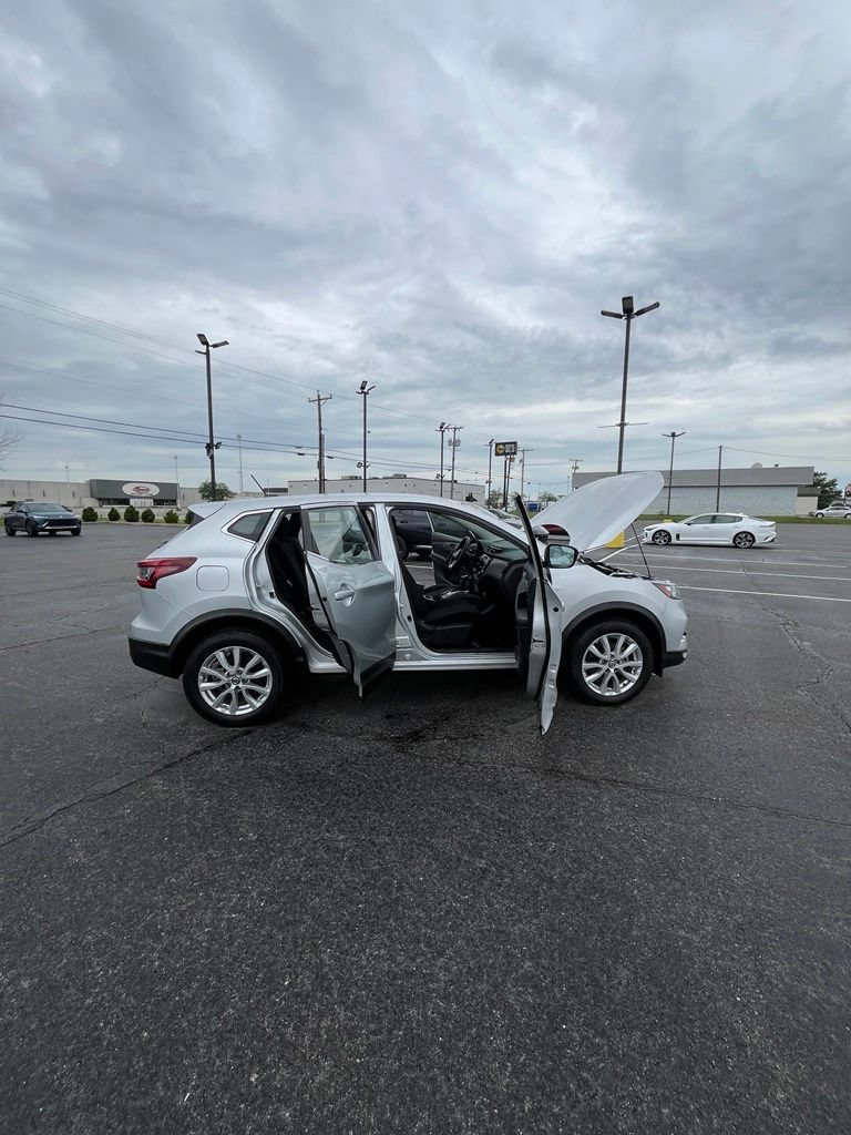 Used 2022 Nissan Rogue Sport S with VIN JN1BJ1AV1NW347916 for sale in Marion, IN