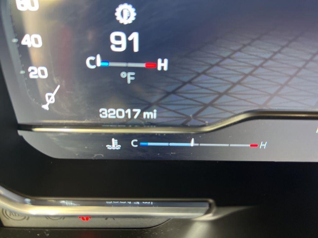 Used 2023 Volcanic Red GMC Denali image 15