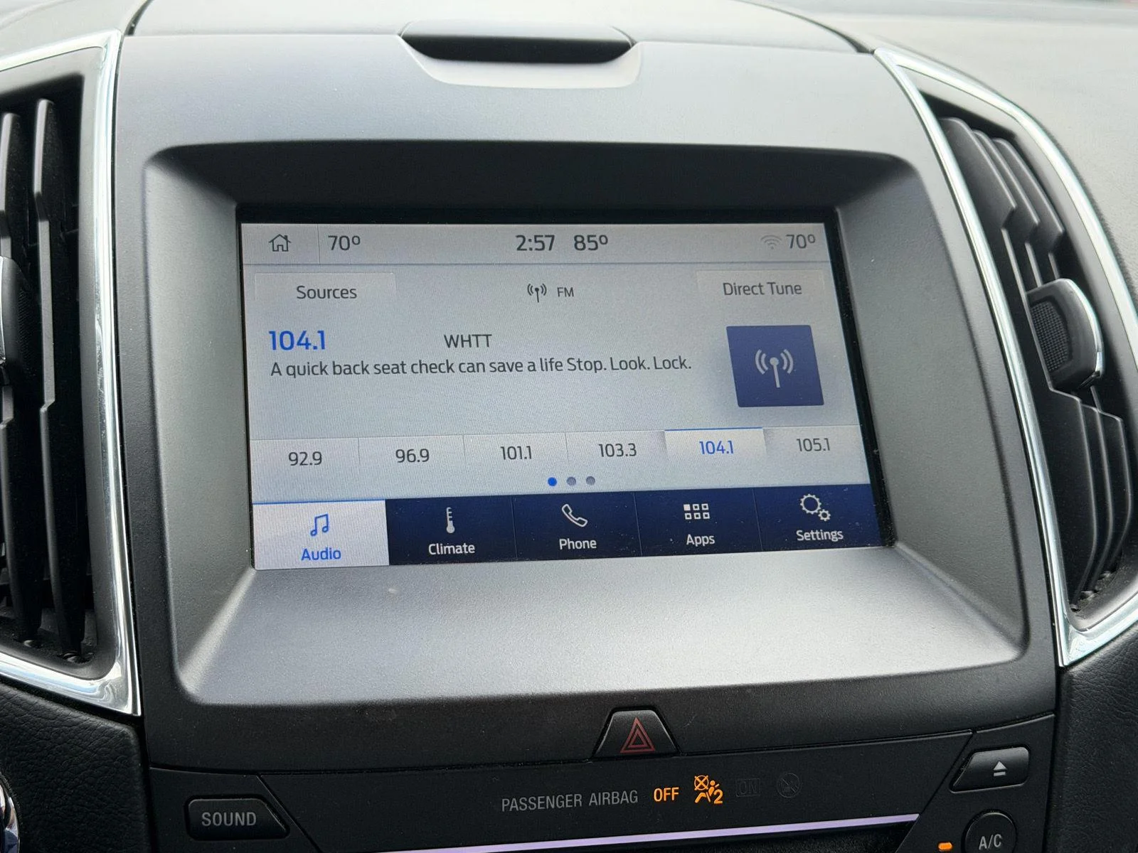Used 2019 Magnetic Ford Titanium image 8