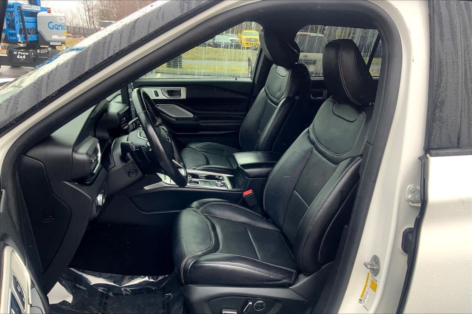 Certified Used 2020 Star White Metallic Tri-Coat Ford ST image 9