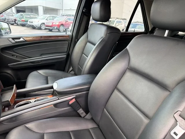 Used 2011  Mercedes-Benz ML 350 image 38