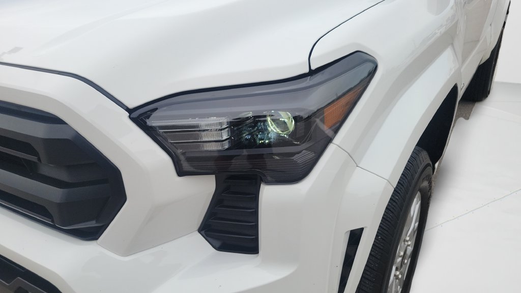 Certified Used 2025 White Toyota SR5 image 25