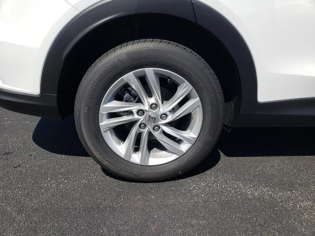 New 2026 Summit White Buick Preferred image 20