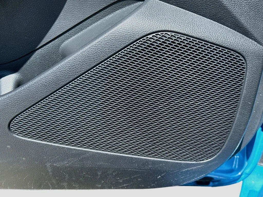 Used 2019 Blue Toyota XSE image 21
