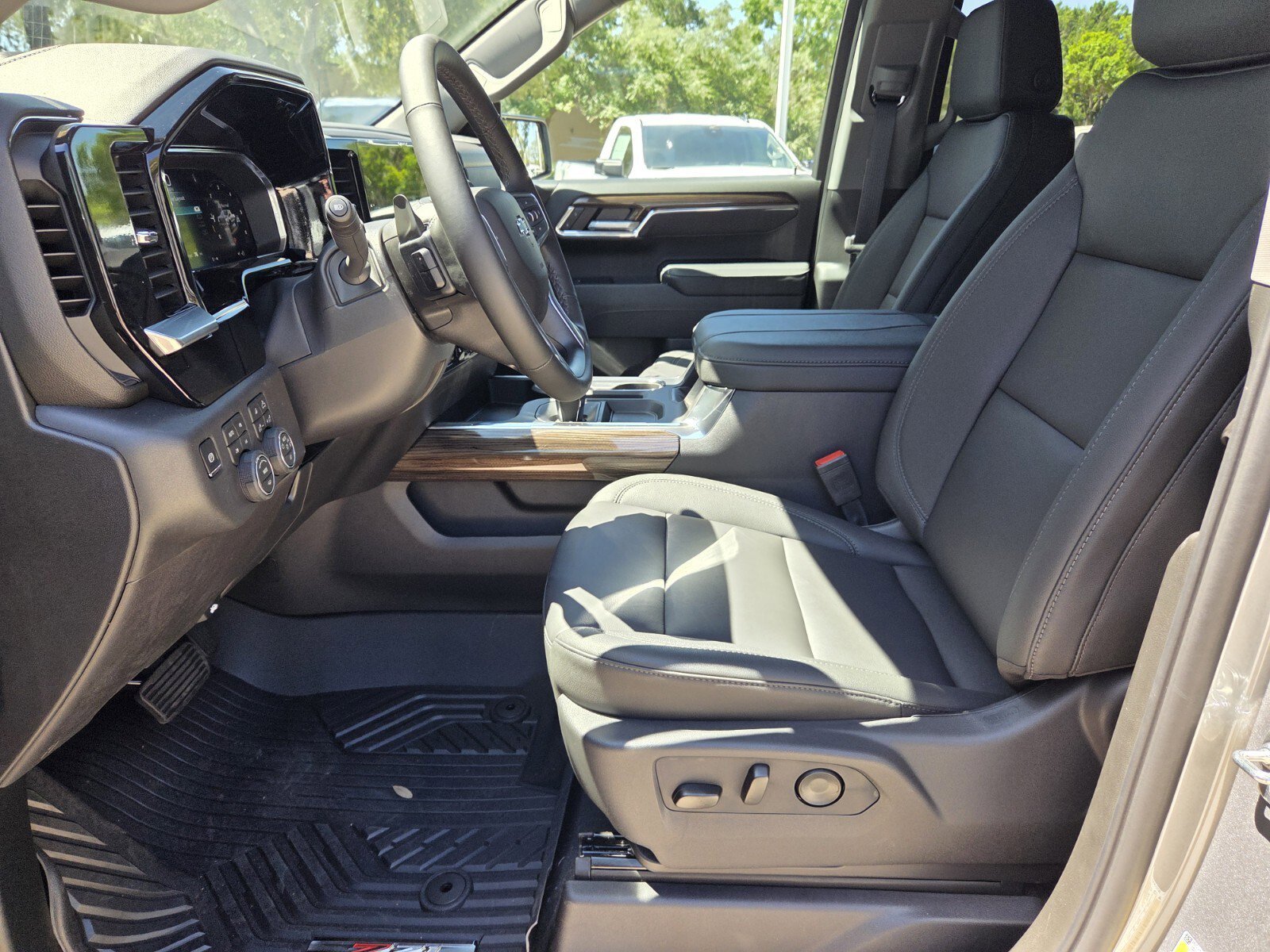 2026 Chevrolet Silverado 1500 LT Trail Boss - Photo 25