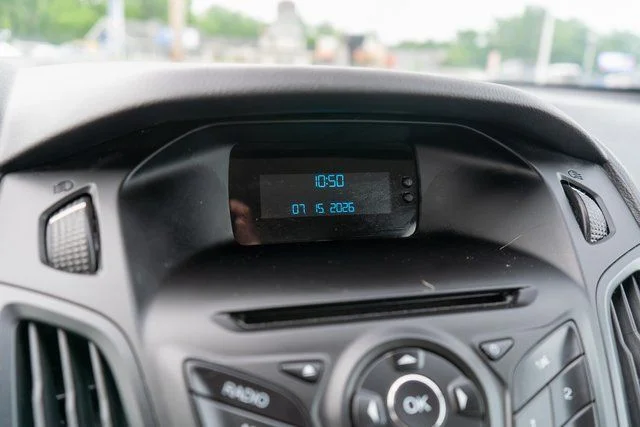 Used 2014 White Ford S image 19