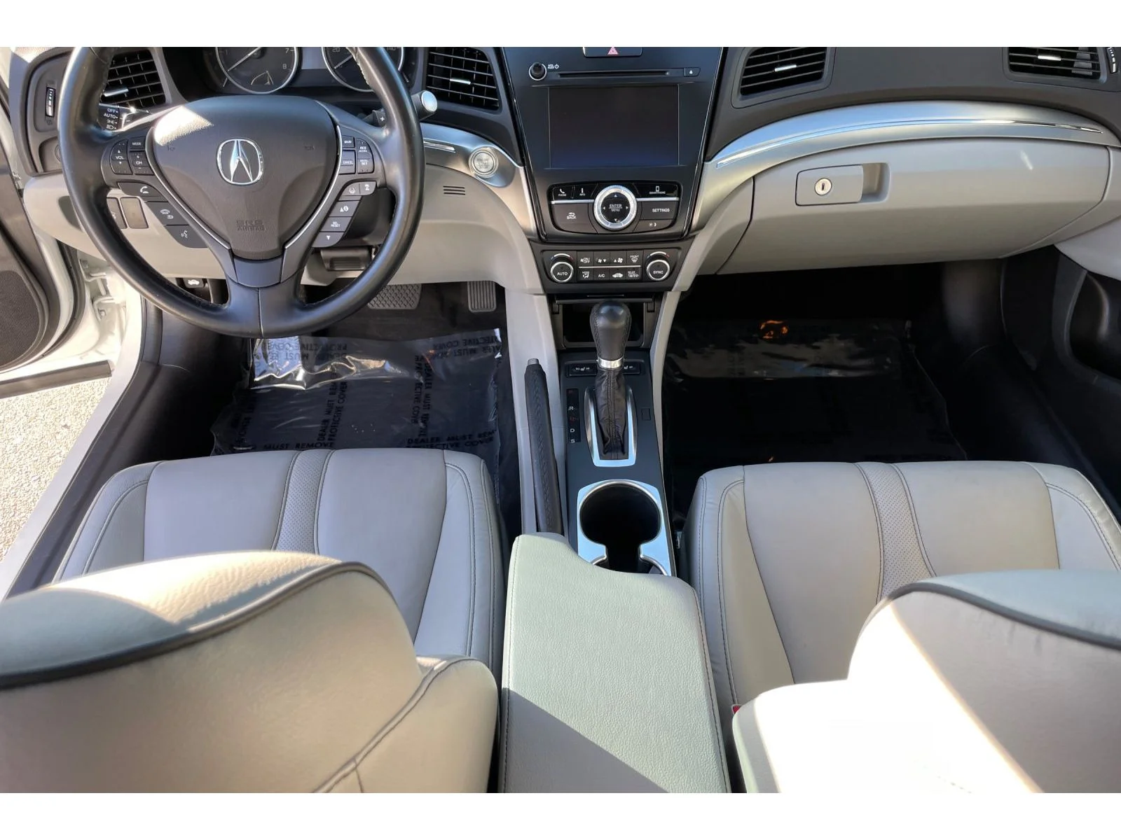 Used 2020 Platinum White Pearl Acura w/Technology Pkg image 14