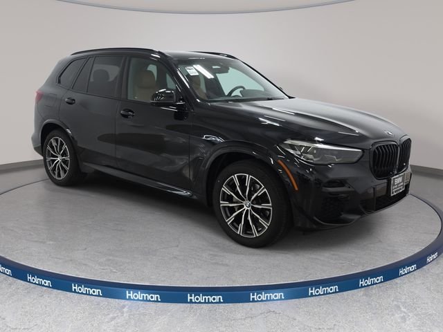 Used 2022 Black Sapphire Metallic BMW xDrive40i image 4