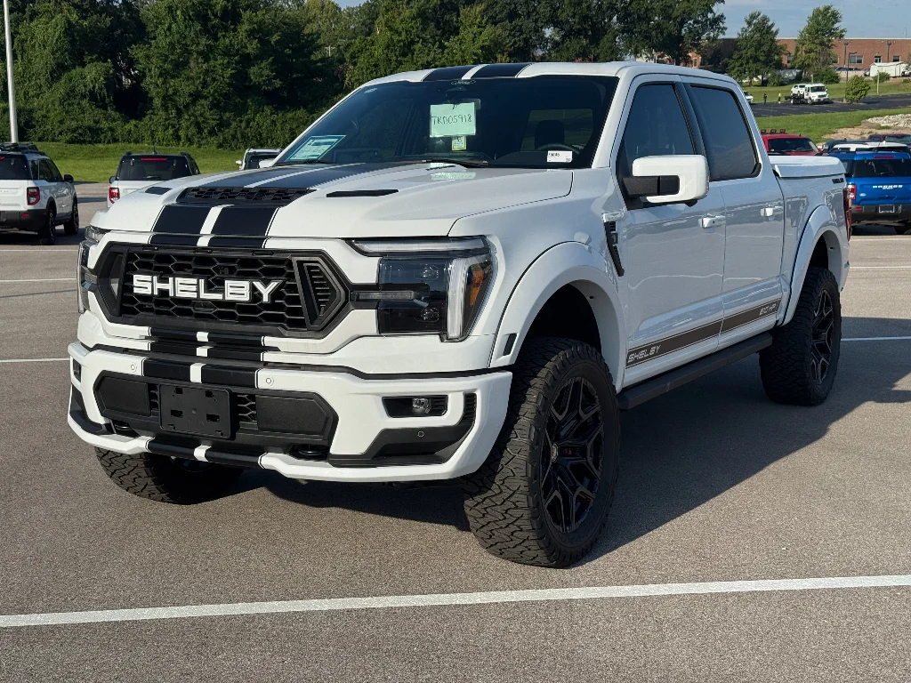 New 2026 Oxford White Ford Lariat® image 10