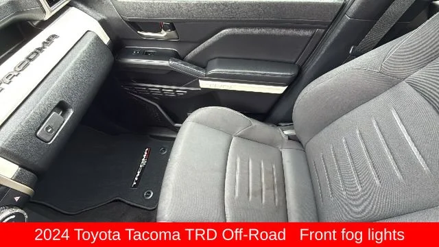 2024 Toyota Tacoma TRD Off Road - Photo 12