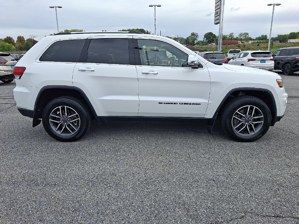 Used 2022 White Jeep Limited image 8