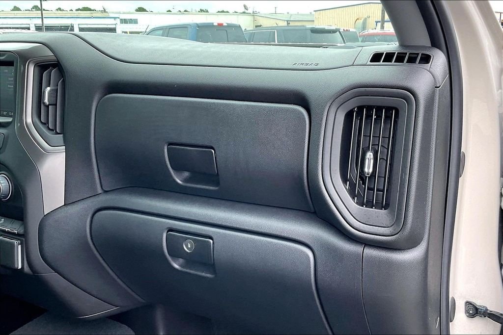 Used 2026 Tan Chevrolet Custom image 23