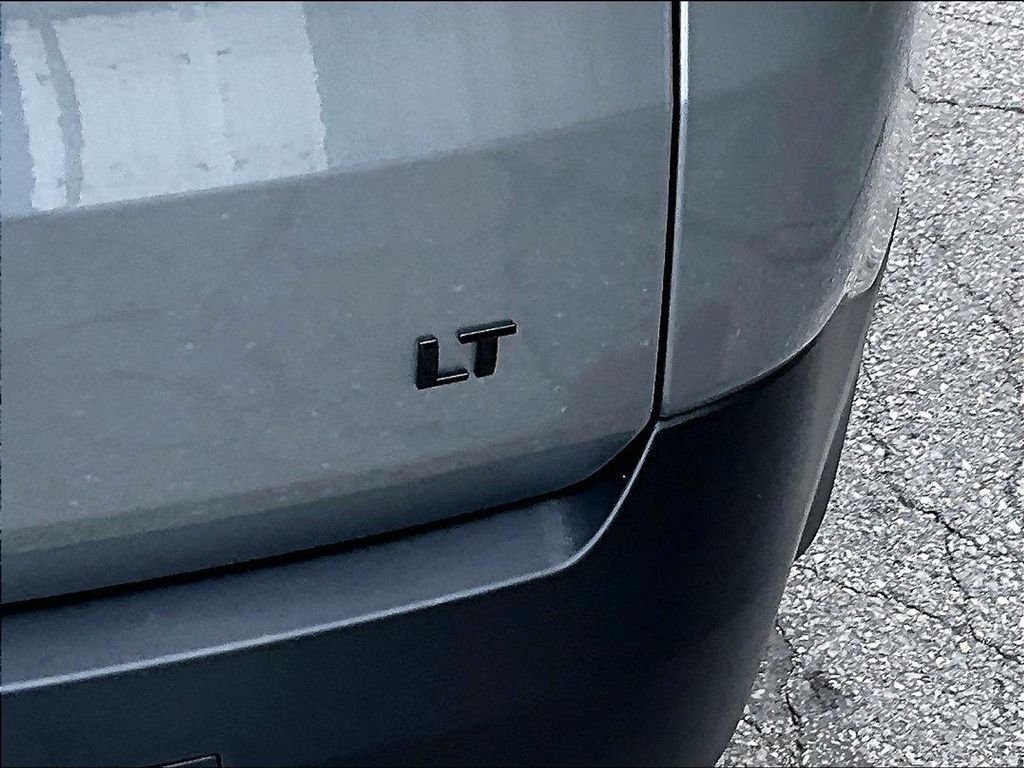 Used 2023 Gray Chevrolet LT Leather image 29