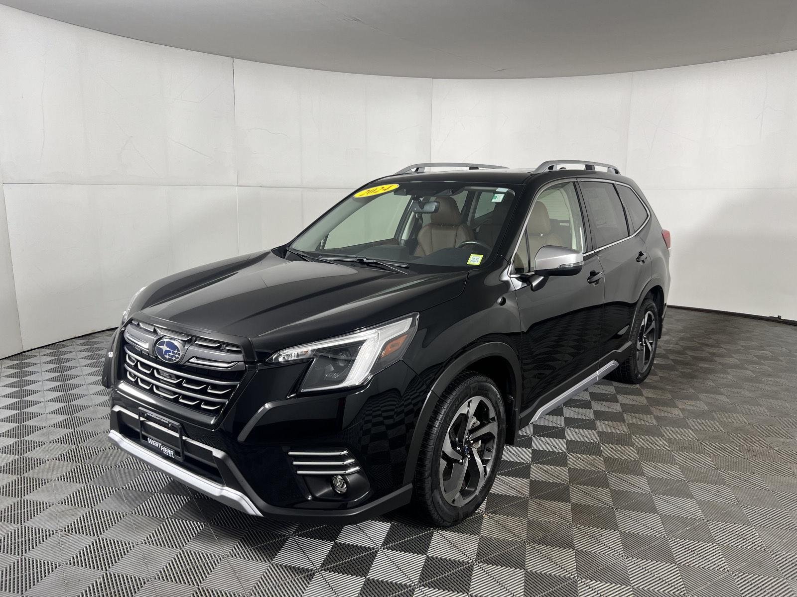 Used 2024 Crystal Black Silica Subaru Touring image 17