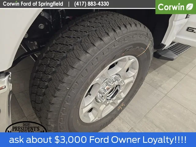 New 2026 Oxford White Ford F-350® XLT image 40