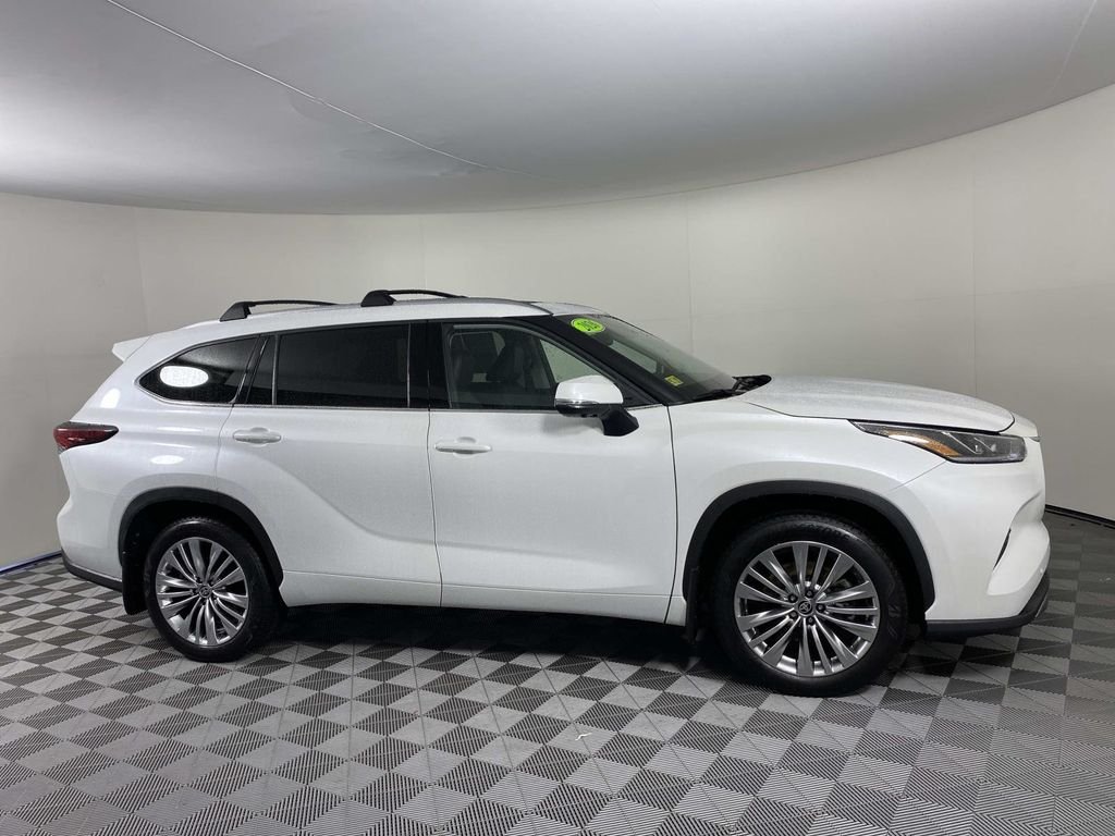 Used 2026 Beige Toyota Platinum image 10