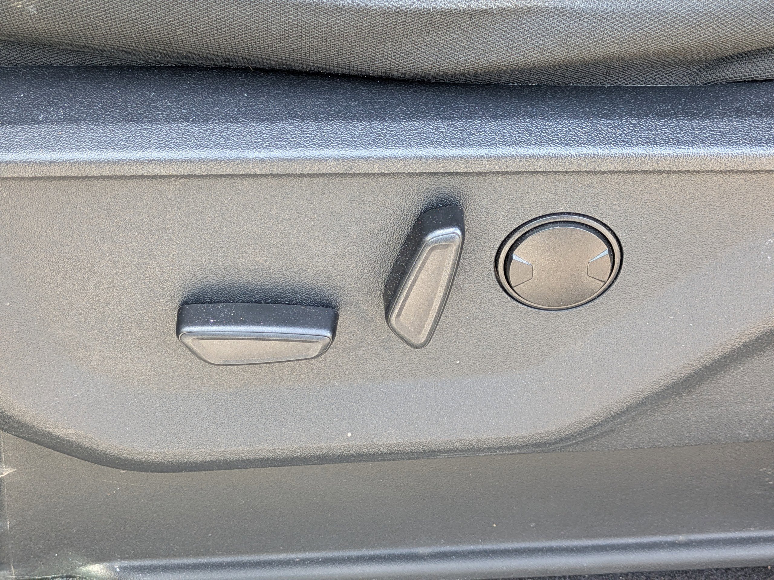 Used 2023  Ford XLT image 18
