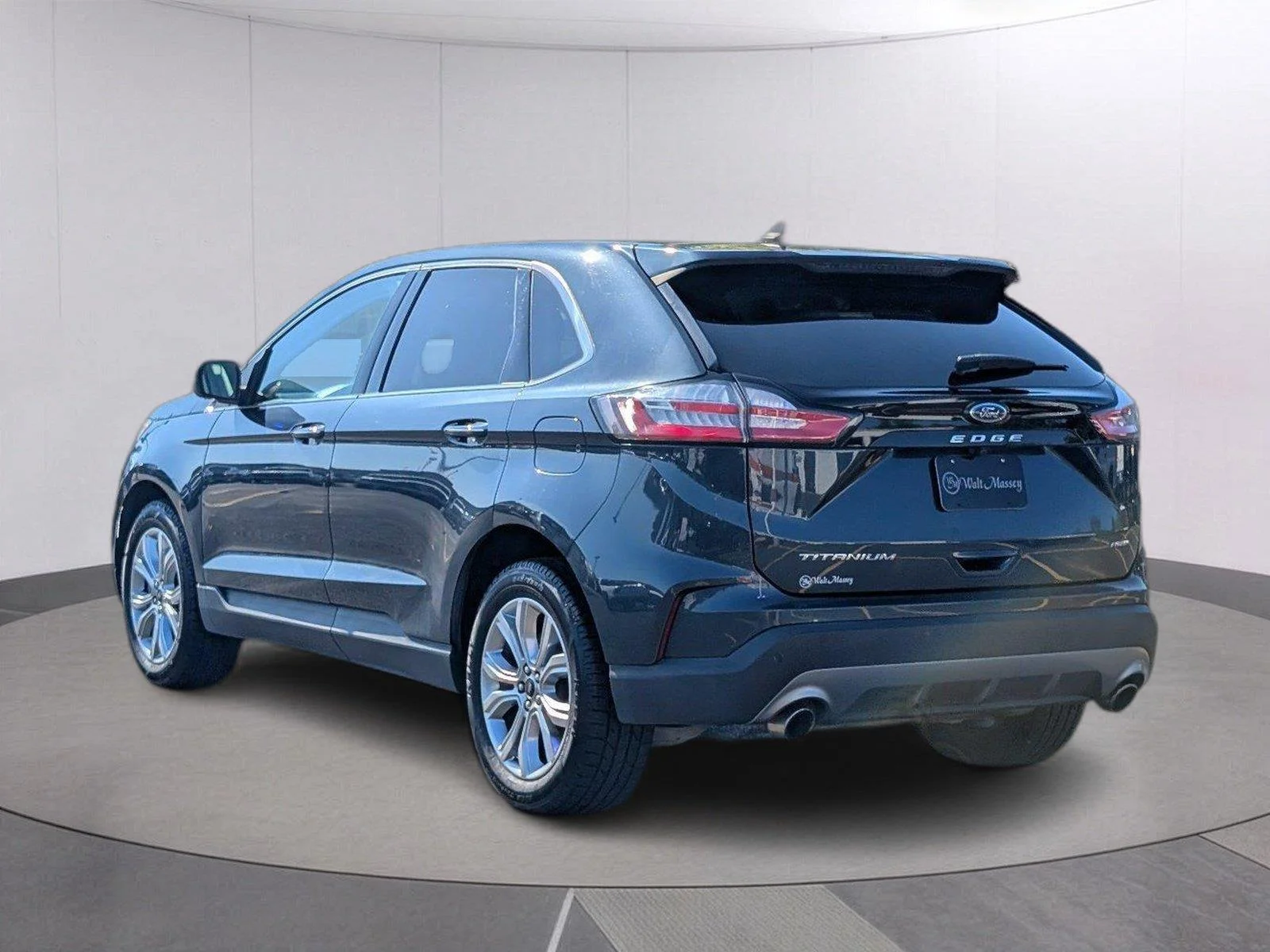 Used 2024 Stone Blue Ford Titanium image 3