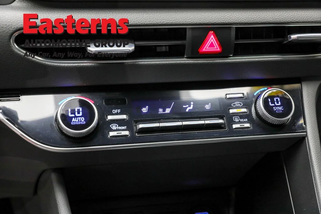 Used 2021 Yellow Hyundai SEL Plus image 20