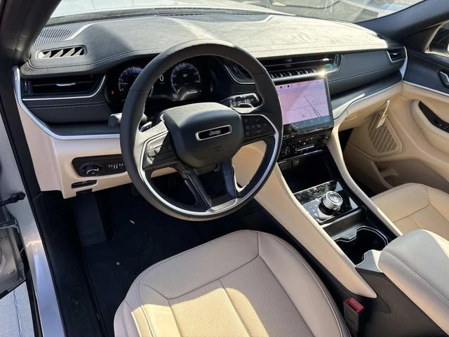 New 2025 Silver Jeep Limited image 22