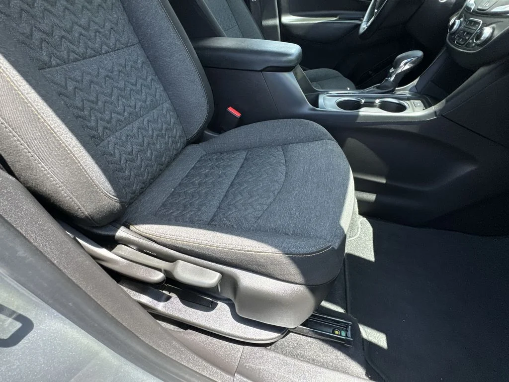Used 2024 Gray Chevrolet LT image 28