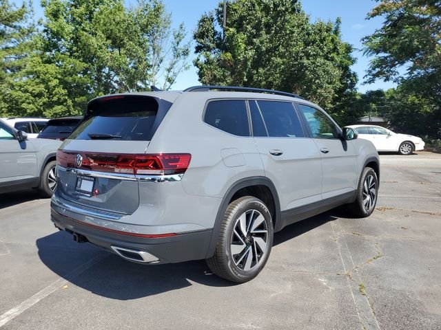 New 2026 Gray Volkswagen 2.0T SE w/Technology image 4
