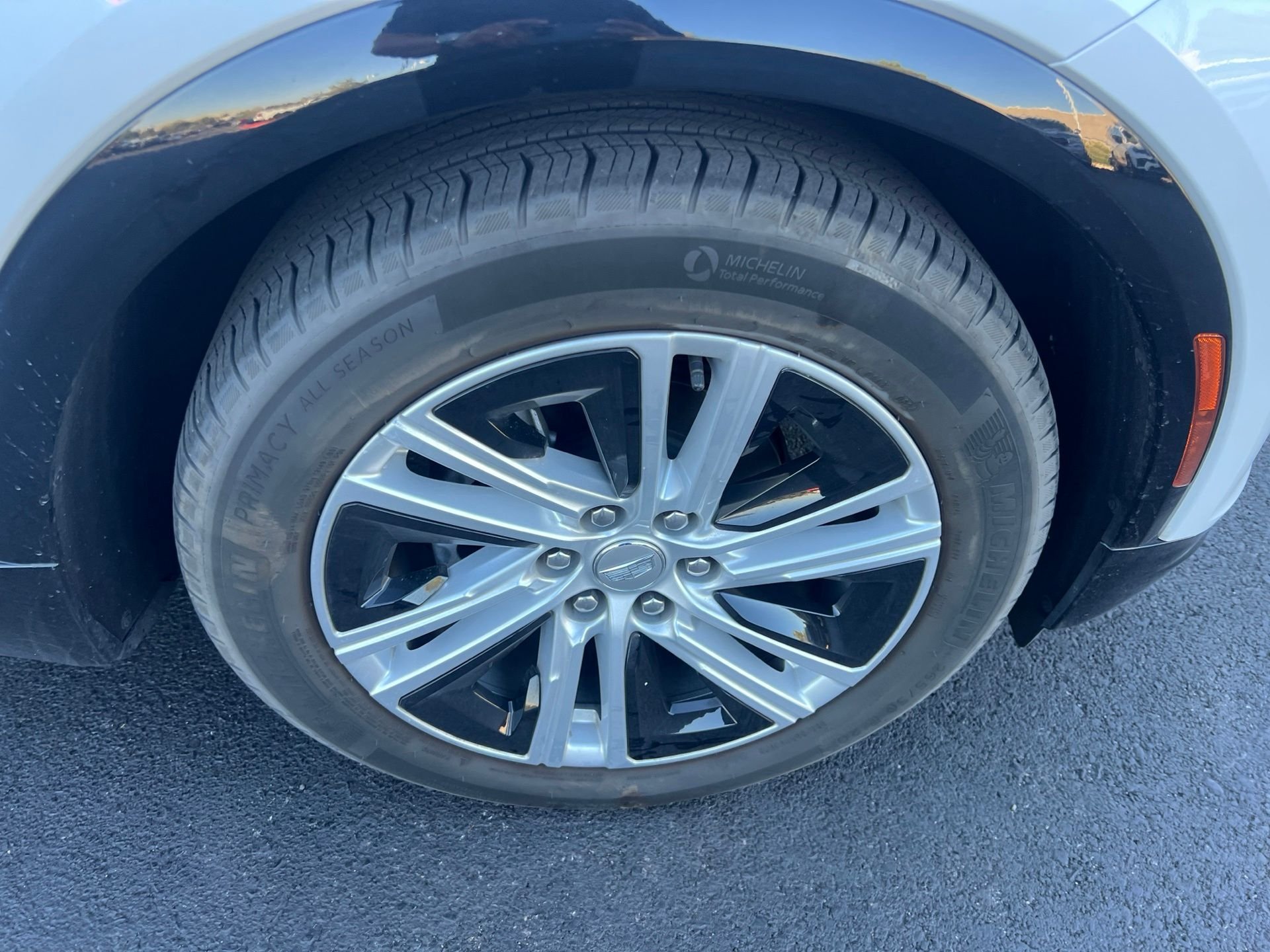 Used 2024 White Cadillac Tech image 13
