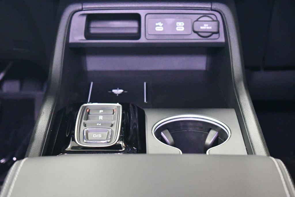 New 2026 Platinum White Pearl Honda Touring image 13