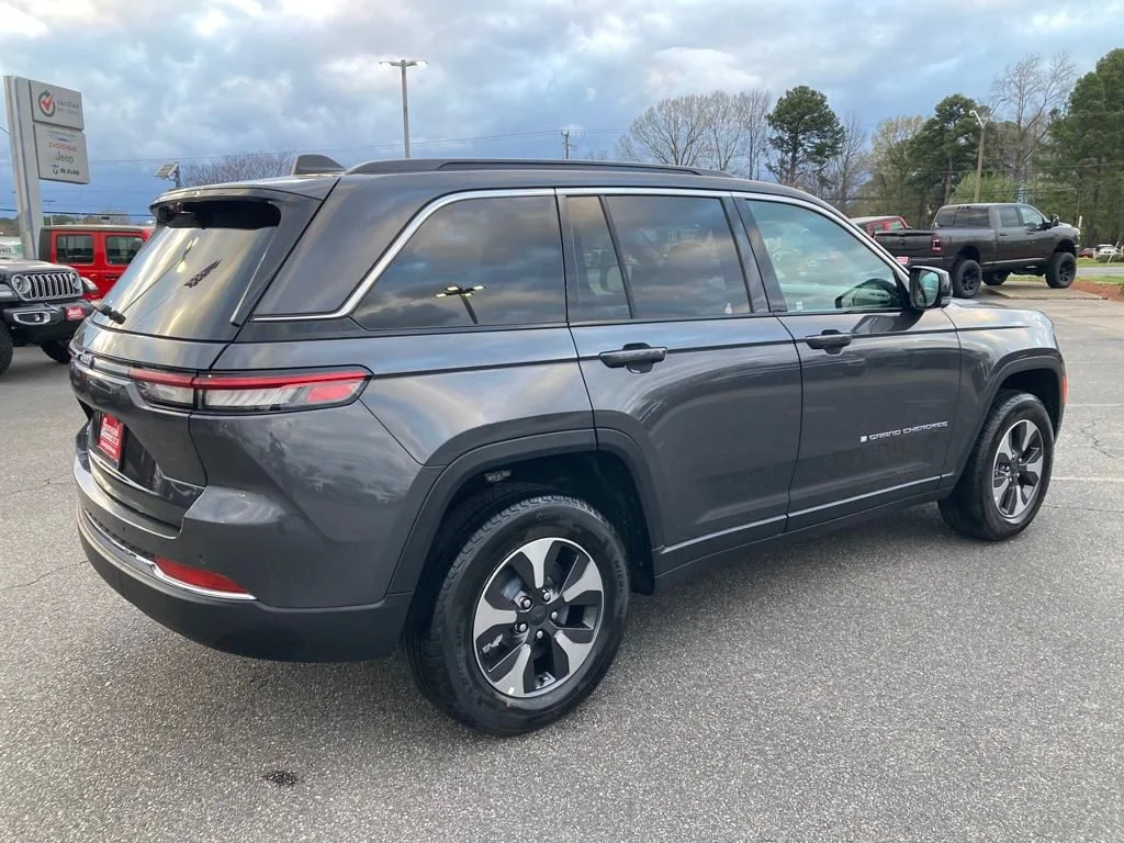 New 2024 Baltic Gray Metallic Clearcoat Jeep 4xe image 5