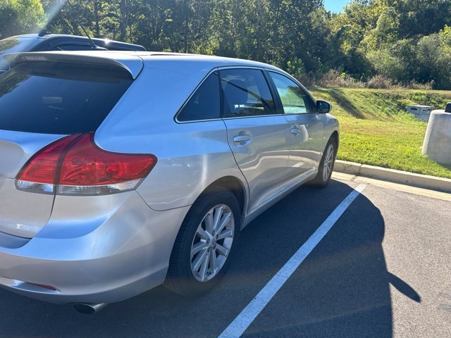 Used 2009  Toyota Base image 10