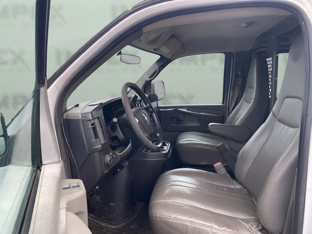 Used 2014 White Chevrolet Work Van image 9