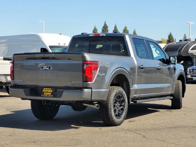 New 2026 Gray Ford XLT image 4